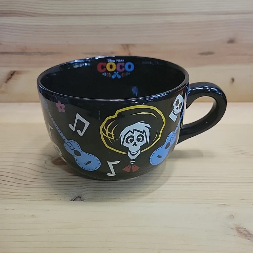 Disney Coco Pixar XL ceramic coffee Mug Cup